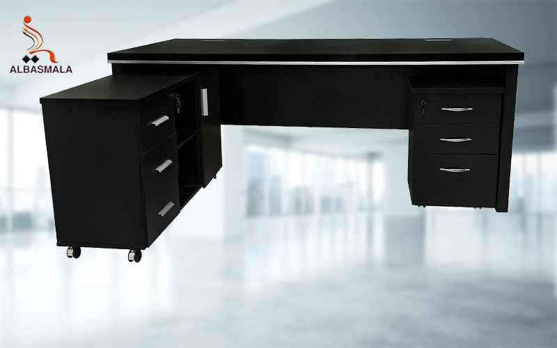 Modern office desks for all business types